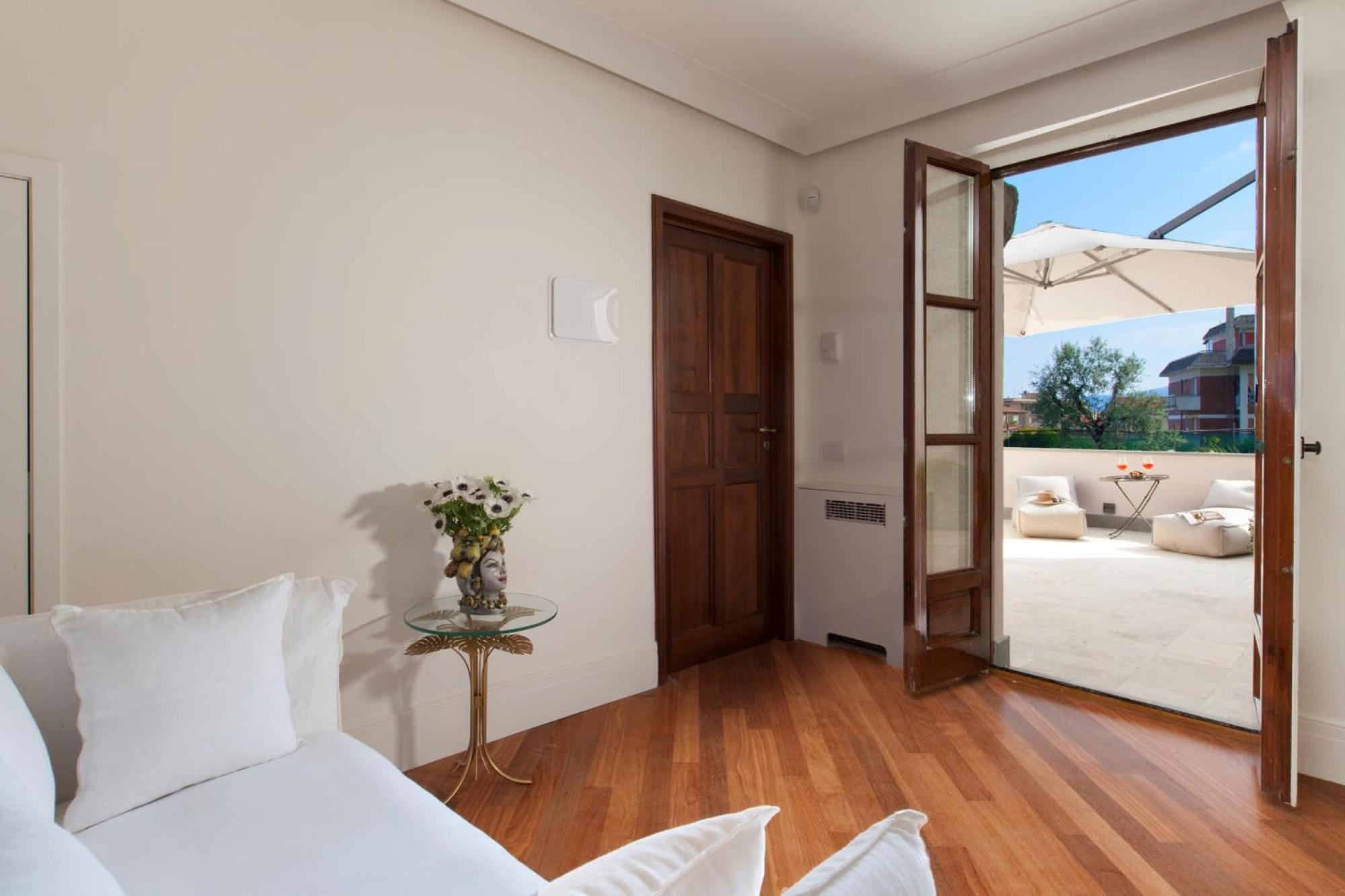 Amore Rentals - Villa Ebe Sorrento Exterior photo